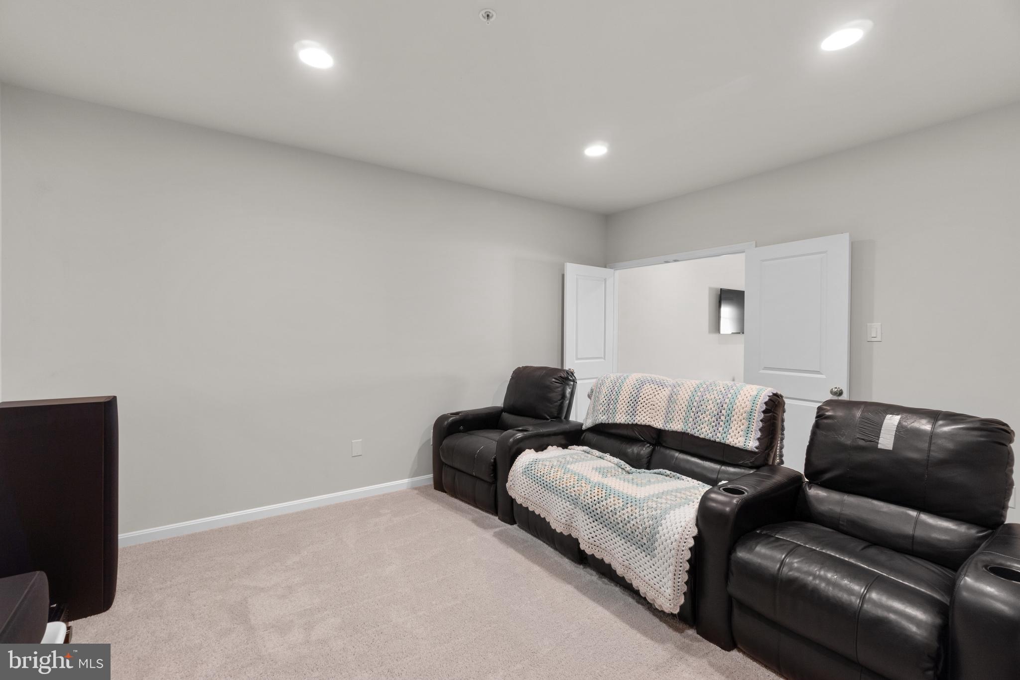 667 Stonegate Road Westminster, MD 21157 - Photo 42 of 51 Gallery Image 42