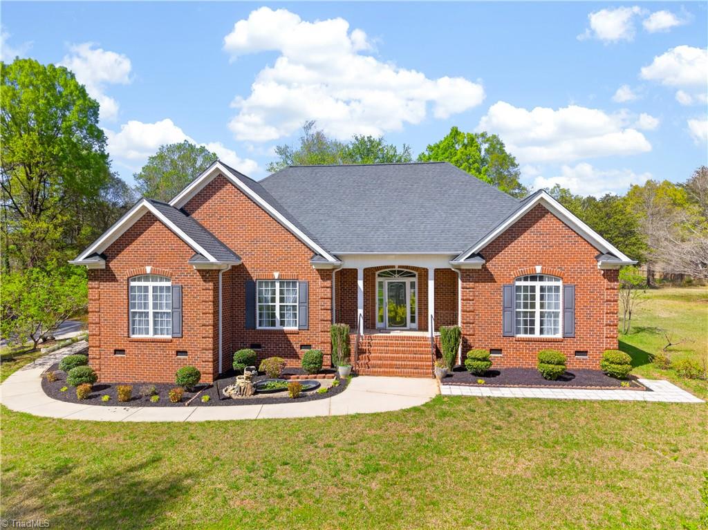 2027 Whites Mill Road High Point, NC 27265 - Photo 44 of 45