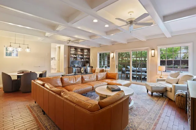 $1,099,900 | 930 Sycamore Avenue, Modesto, CA 95350