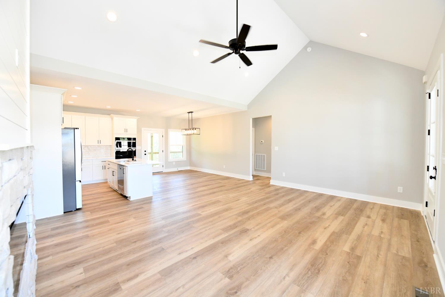 9726 Leesville Road Evington, VA 24550 - Photo 17 of 53