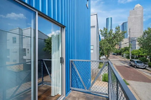 $2,700 | 906 Andrews Street, Houston, TX 77019