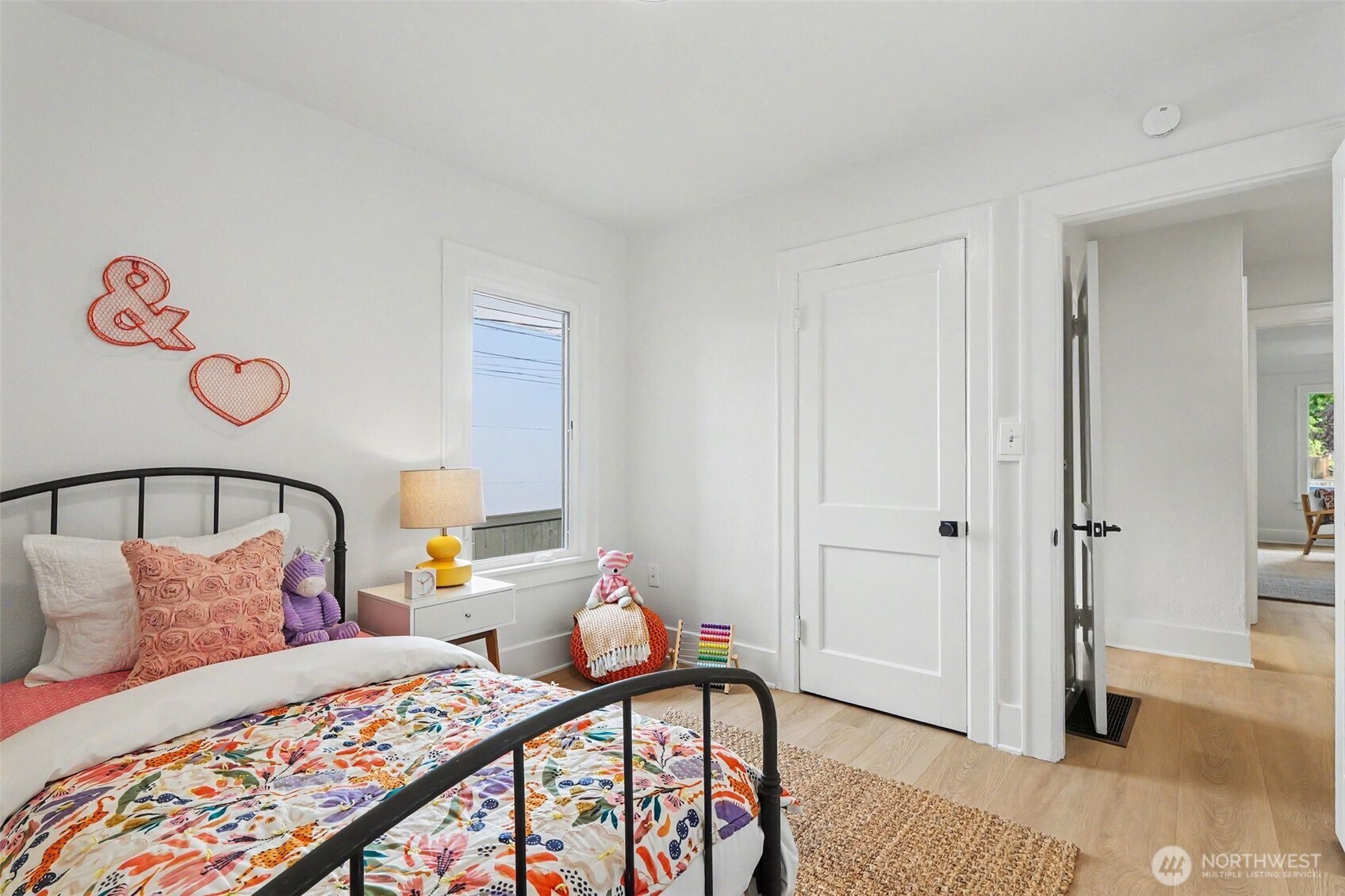 1111 North 76th Street, Unit 1 Seattle, WA 98103 - Photo 12 of 34