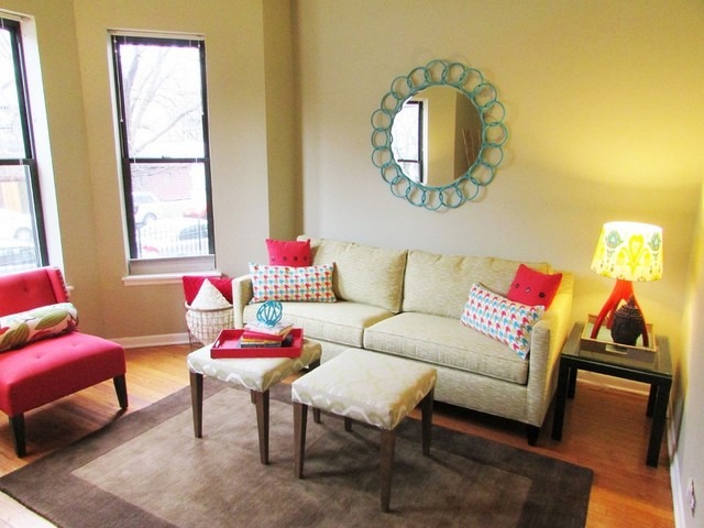 902 West Grace Street, Unit 1 Chicago, IL 60613 - Photo 3 of 11 a living room with furniture and a window