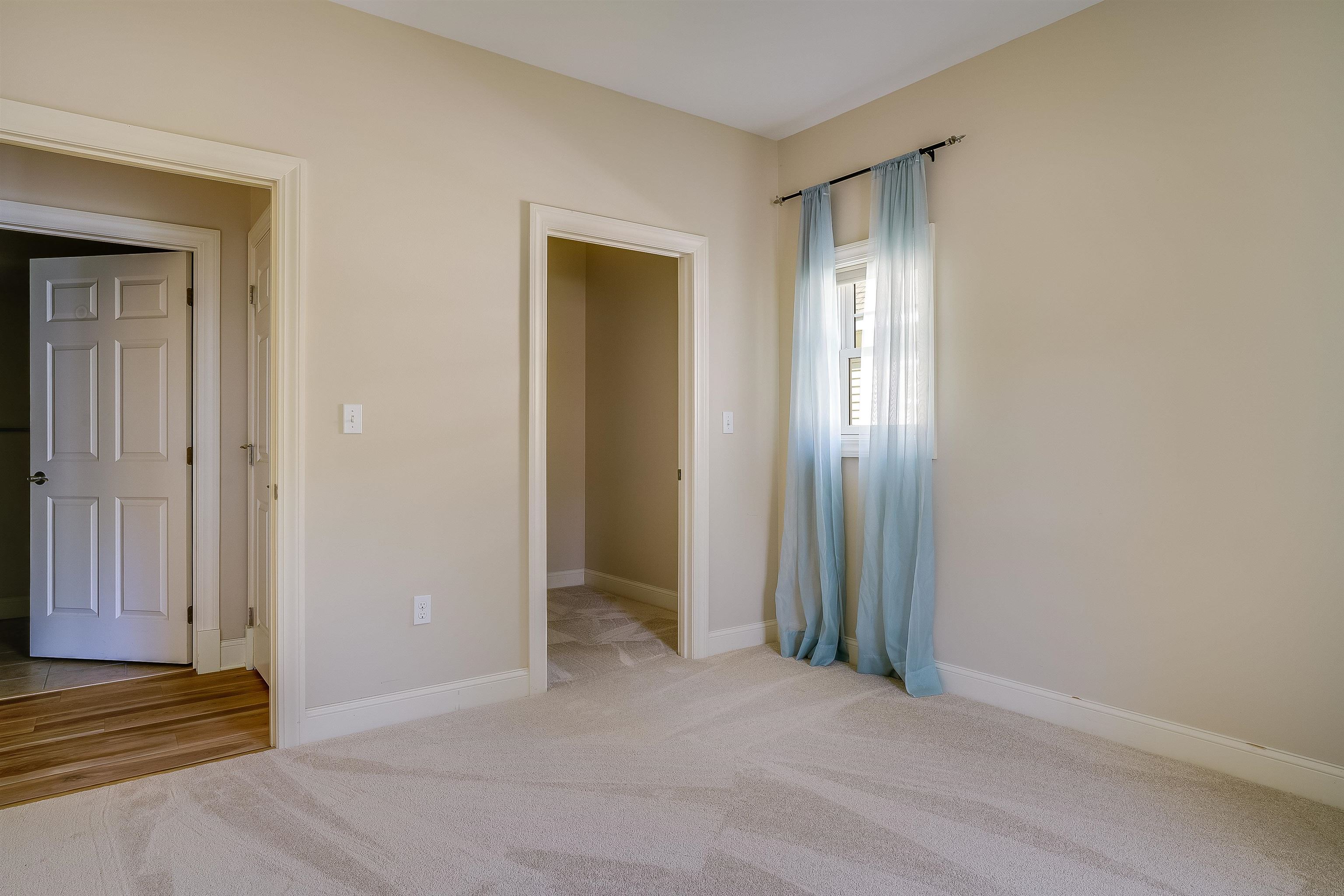 35 Metea Lane Bedford, NH 03110 - Photo 24 of 34