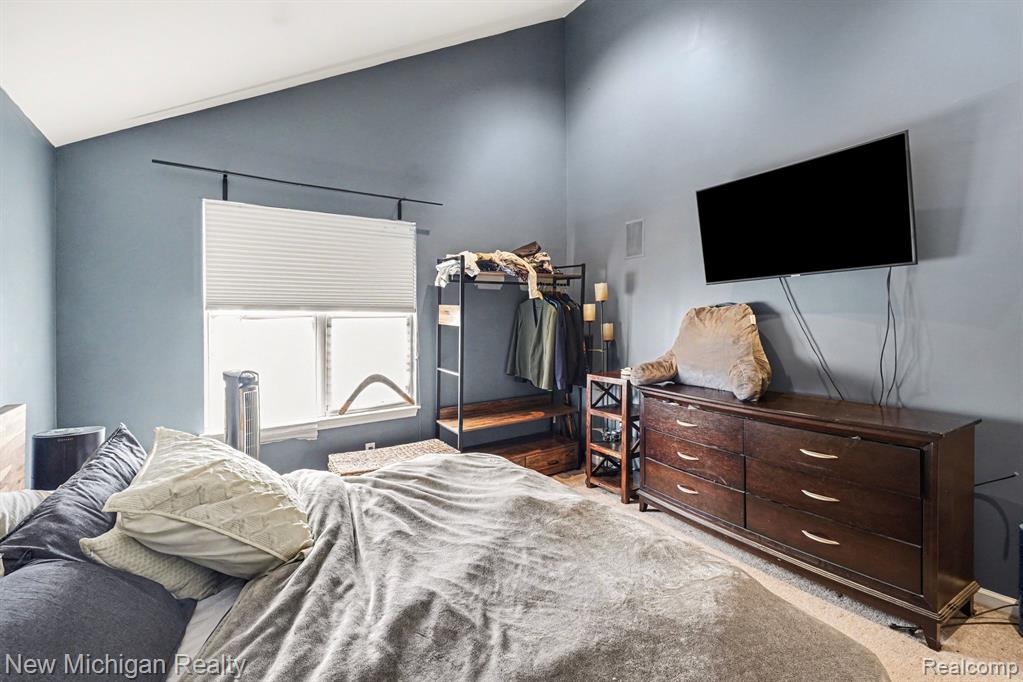 2666 Crooks Road Royal Oak, MI 48073 - Photo 10 of 26