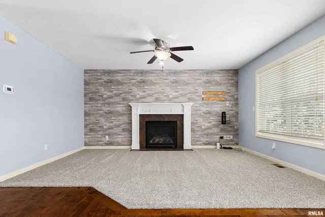 $365,000 | 2515 West Sesame Street, Dunlap, IL 61525