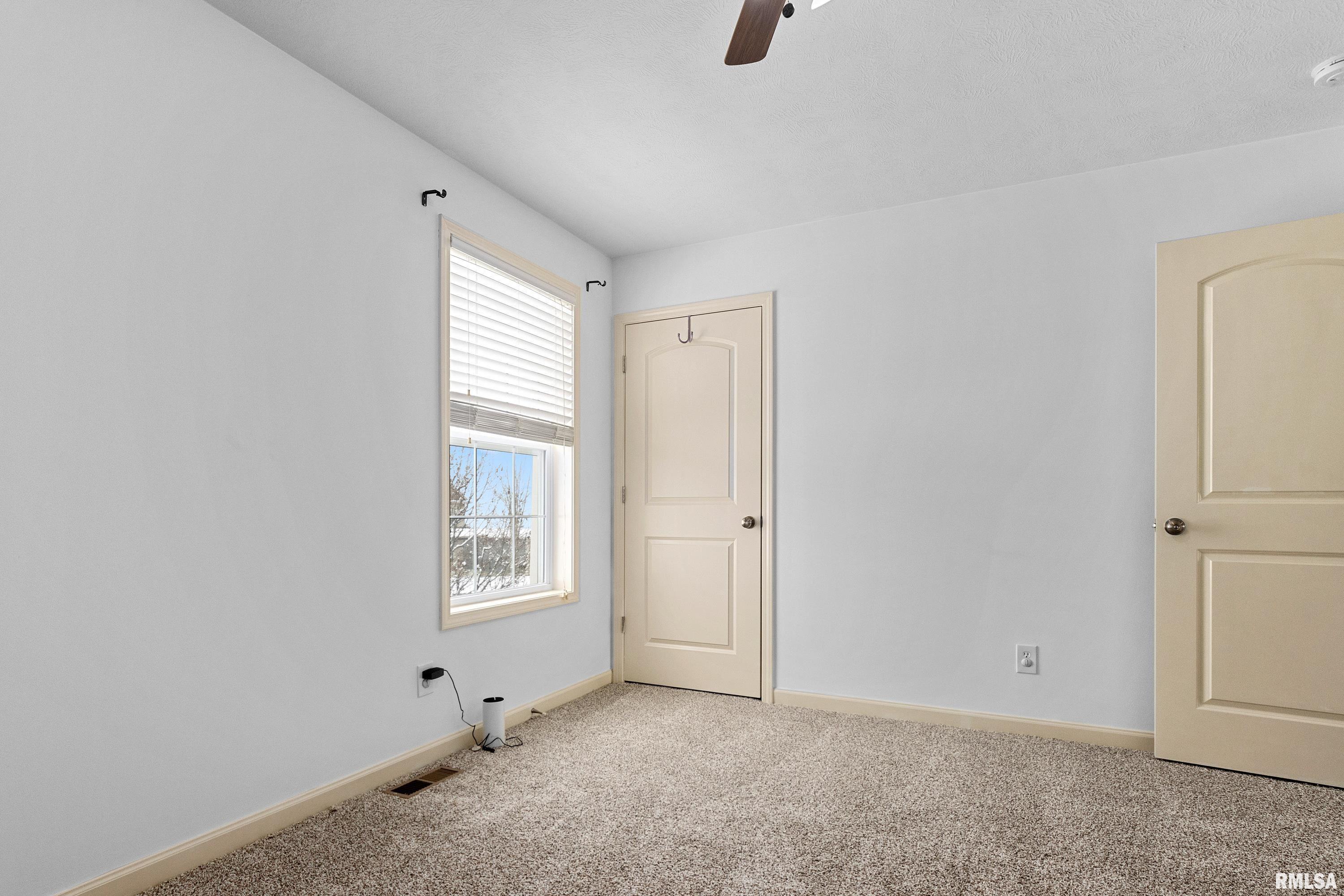 2515 West Sesame Street Dunlap, IL 61525 - Photo 37 of 56