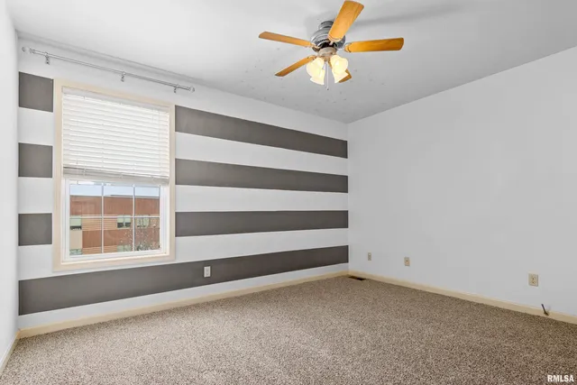 $365,000 | 2515 West Sesame Street, Dunlap, IL 61525