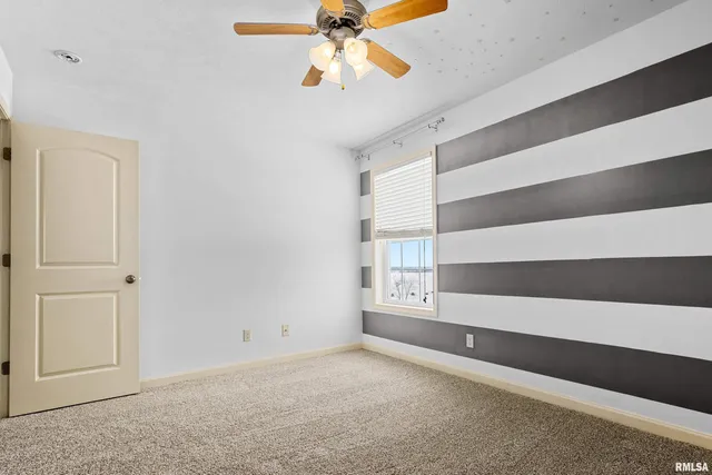 $365,000 | 2515 West Sesame Street, Dunlap, IL 61525