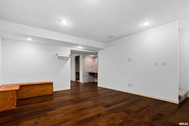 $365,000 | 2515 West Sesame Street, Dunlap, IL 61525