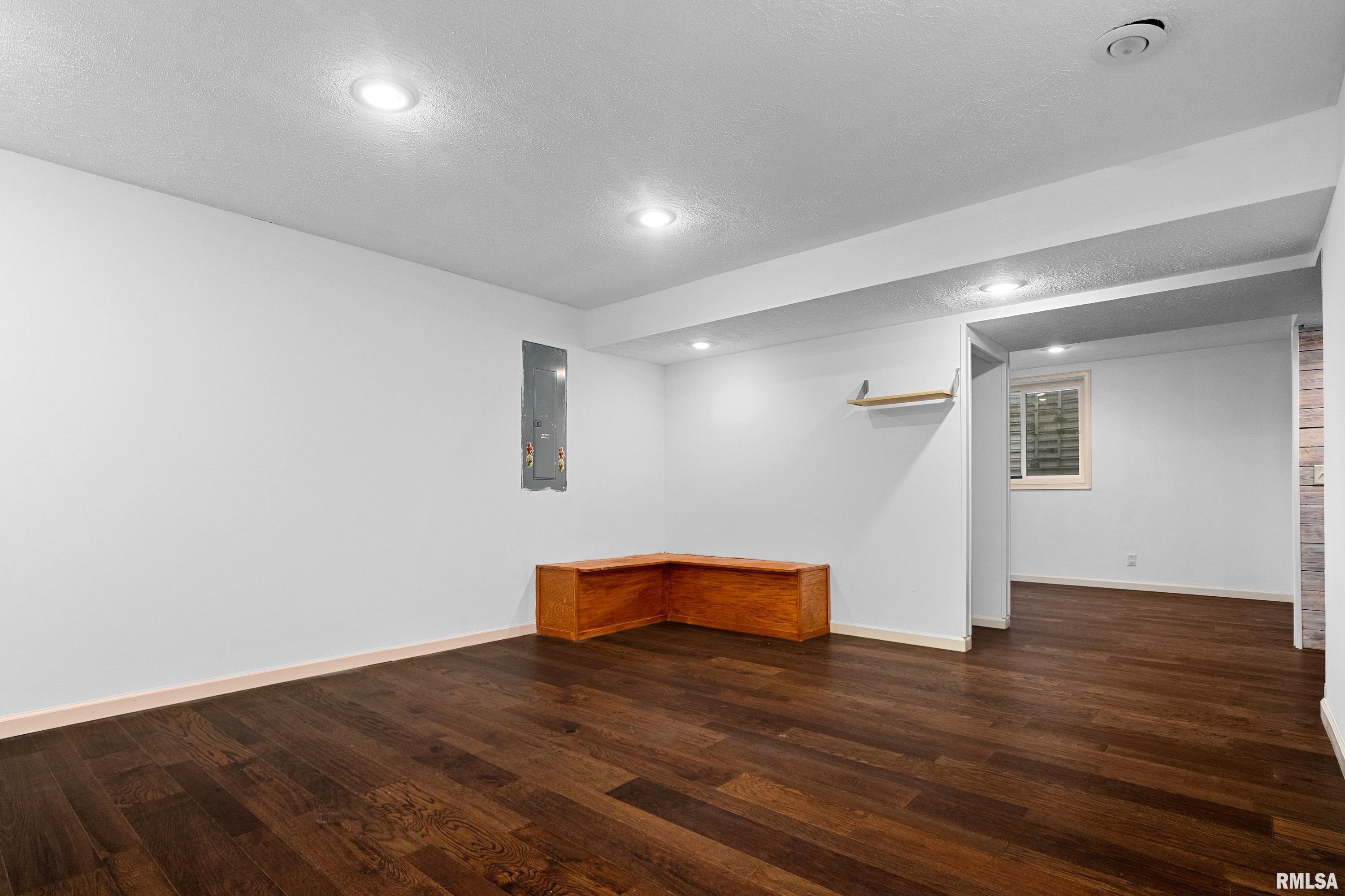 2515 West Sesame Street Dunlap, IL 61525 - Photo 44 of 56