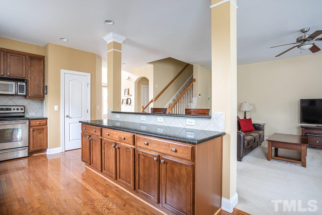 10012 Darling Street Raleigh, NC 27613 - Photo 7 of 30