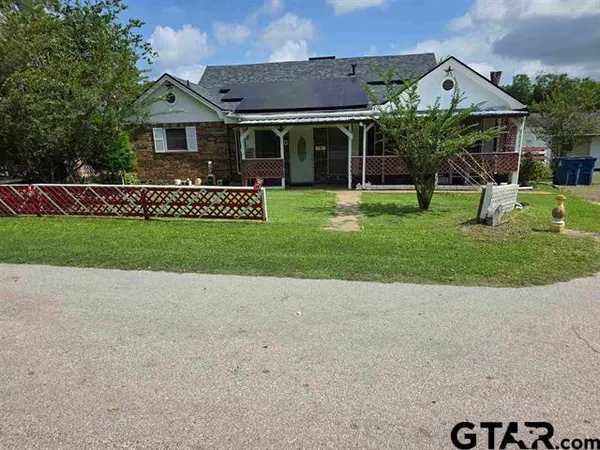 $168,000 | 200 Rogers Avenue, Henderson, TX 75654