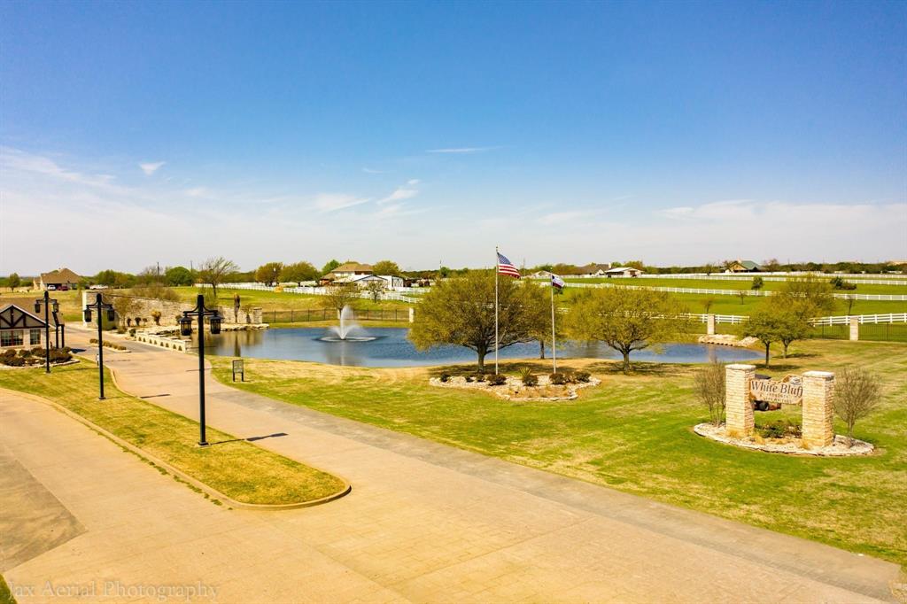 39160 Rock Ridge Drive Whitney, TX 76692 - Photo 8 of 27 a view of a swimming pool with an ocean view
