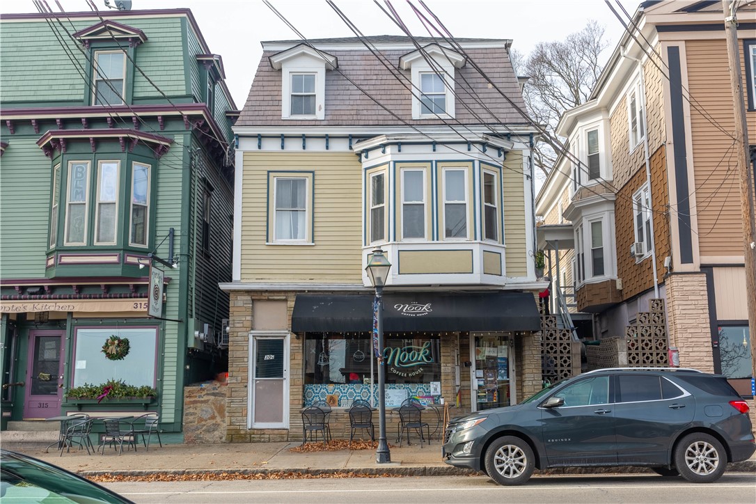 309 Main Street, Unit 2 East Greenwich, RI 02818 - Photo 2 of 21