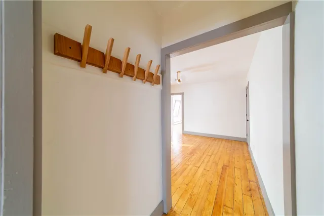 $2,500 | 309 Main Street, Unit 2, East Greenwich, RI 02818