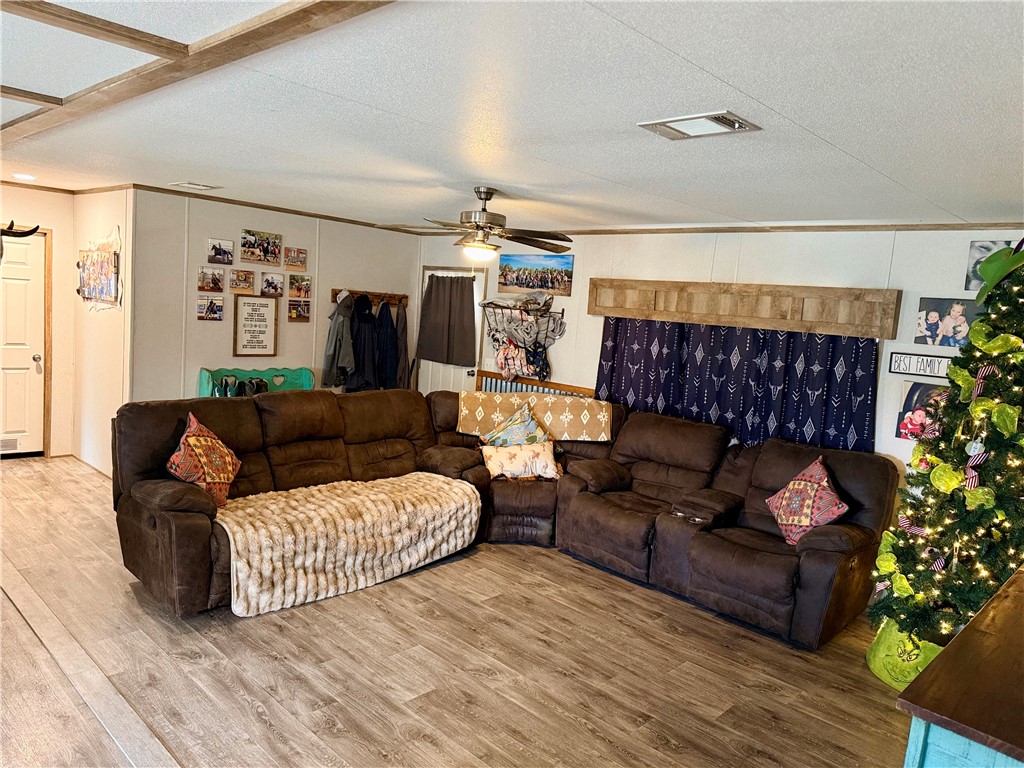 490 Hernandez Road Poteet, TX 78065 - Photo 4 of 26