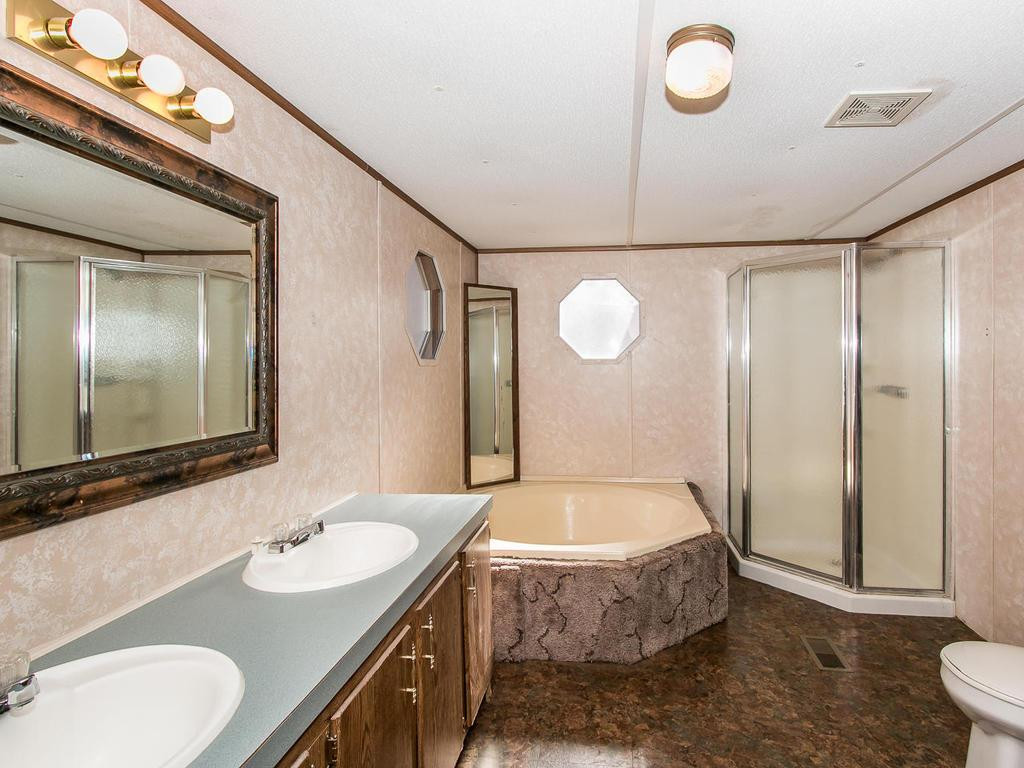 287 Hugh Story Road Limestone, TN 37681 - Photo 8 of 23 Photo 8