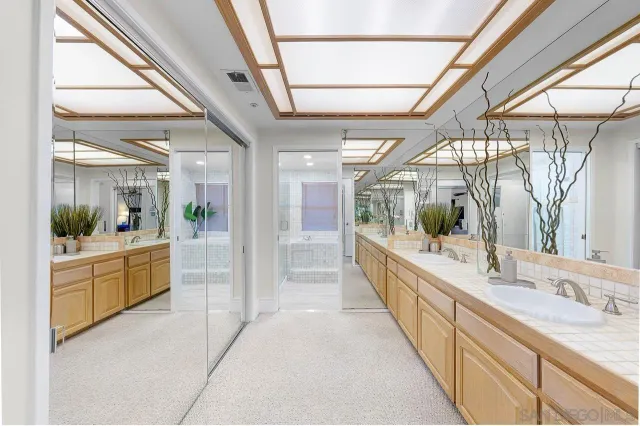 $1,247,500 | 719 Singing Trails Drive, El Cajon, CA 92019