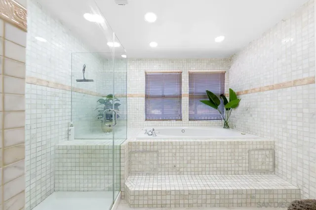 $1,247,500 | 719 Singing Trails Drive, El Cajon, CA 92019