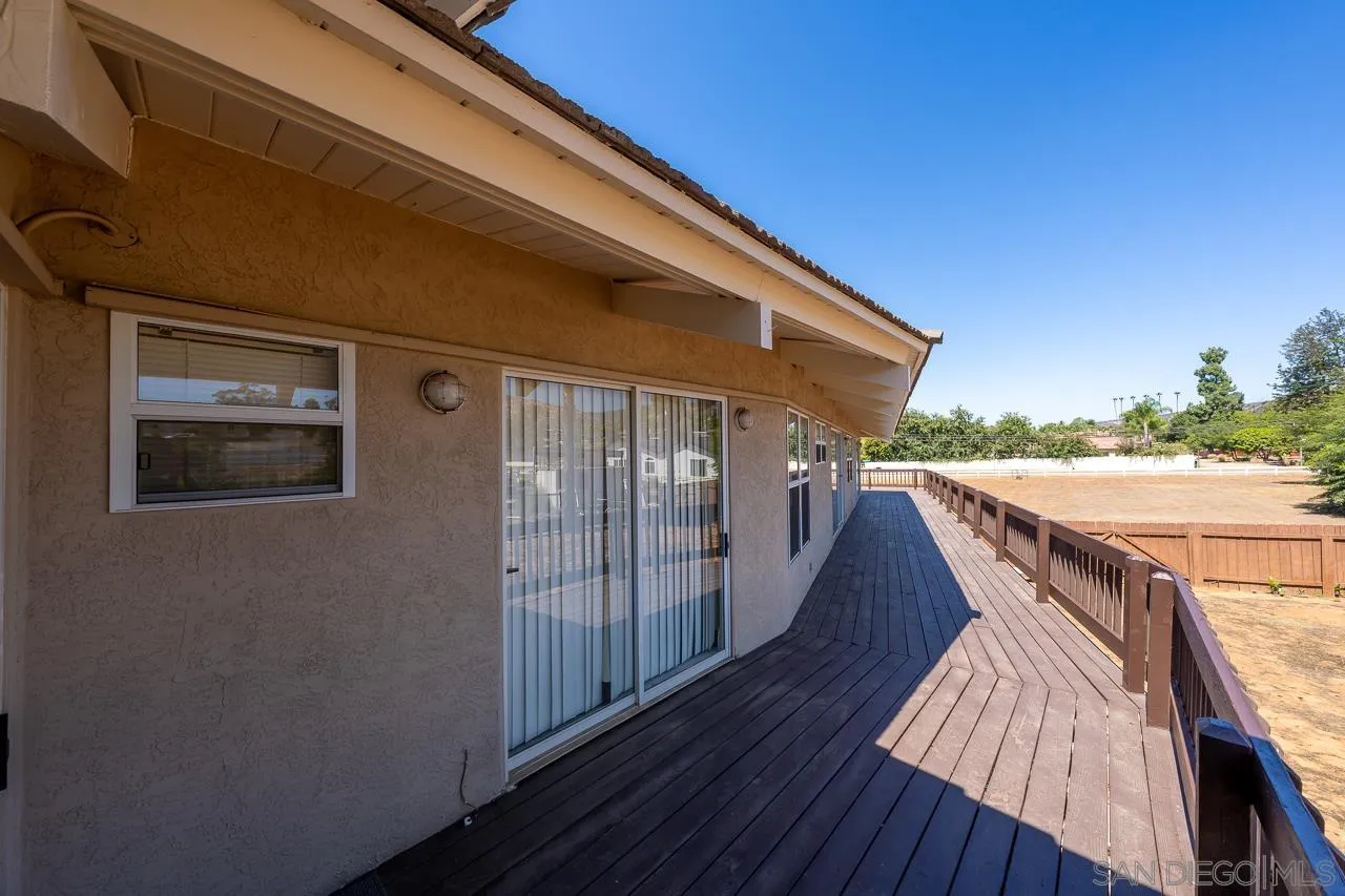 719 Singing Trails Drive El Cajon, CA 92019 - Photo 41 of 73