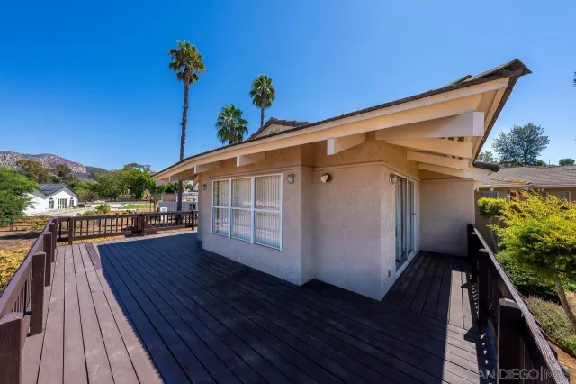 $1,247,500 | 719 Singing Trails Drive, El Cajon, CA 92019