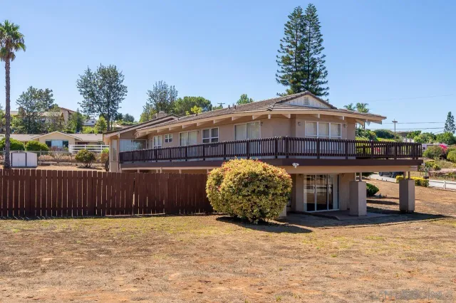 $1,247,500 | 719 Singing Trails Drive, El Cajon, CA 92019