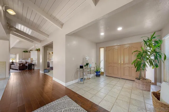$1,247,500 | 719 Singing Trails Drive, El Cajon, CA 92019