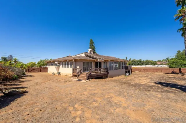 $1,247,500 | 719 Singing Trails Drive, El Cajon, CA 92019