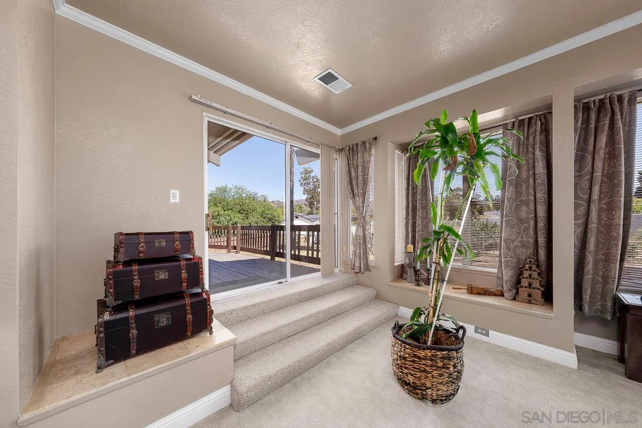 719 Singing Trails Drive El Cajon, CA 92019 - Photo 7 of 73