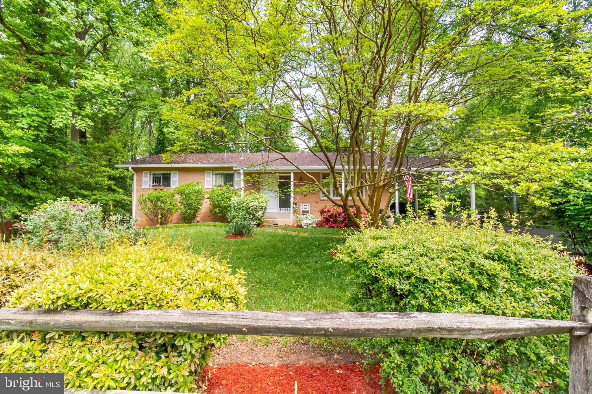 9014 Spring Avenue Lanham, MD 20706 - Photo 4 of 54 Gallery Image 4