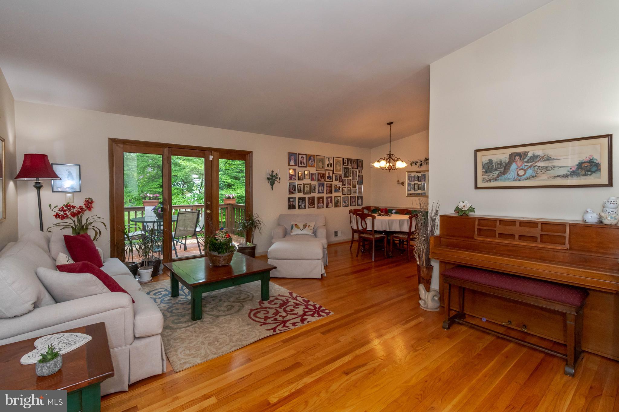 9014 Spring Avenue Lanham, MD 20706 - Photo 8 of 54 Gallery Image 8
