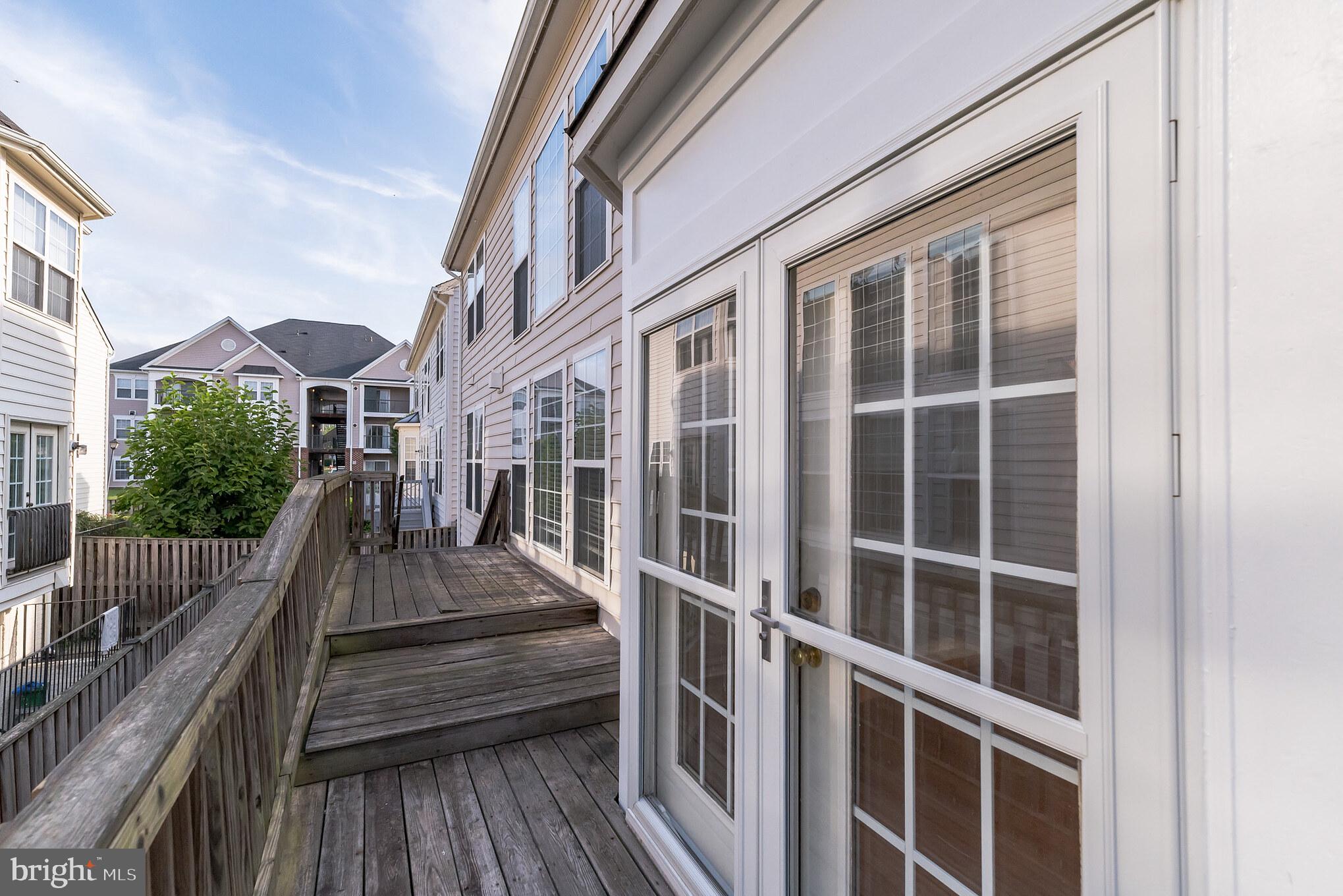 4172 Bell Ridge Court Chantilly, VA 20151 - Photo 11 of 35 Gallery Image 11