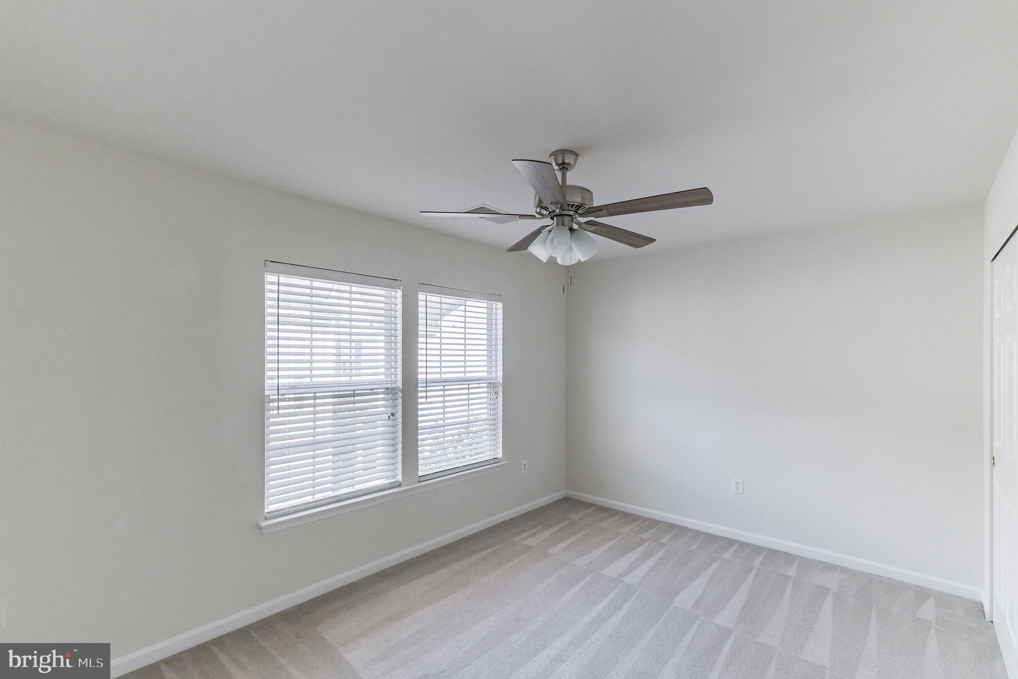 4172 Bell Ridge Court Chantilly, VA 20151 - Photo 20 of 35 Gallery Image 20