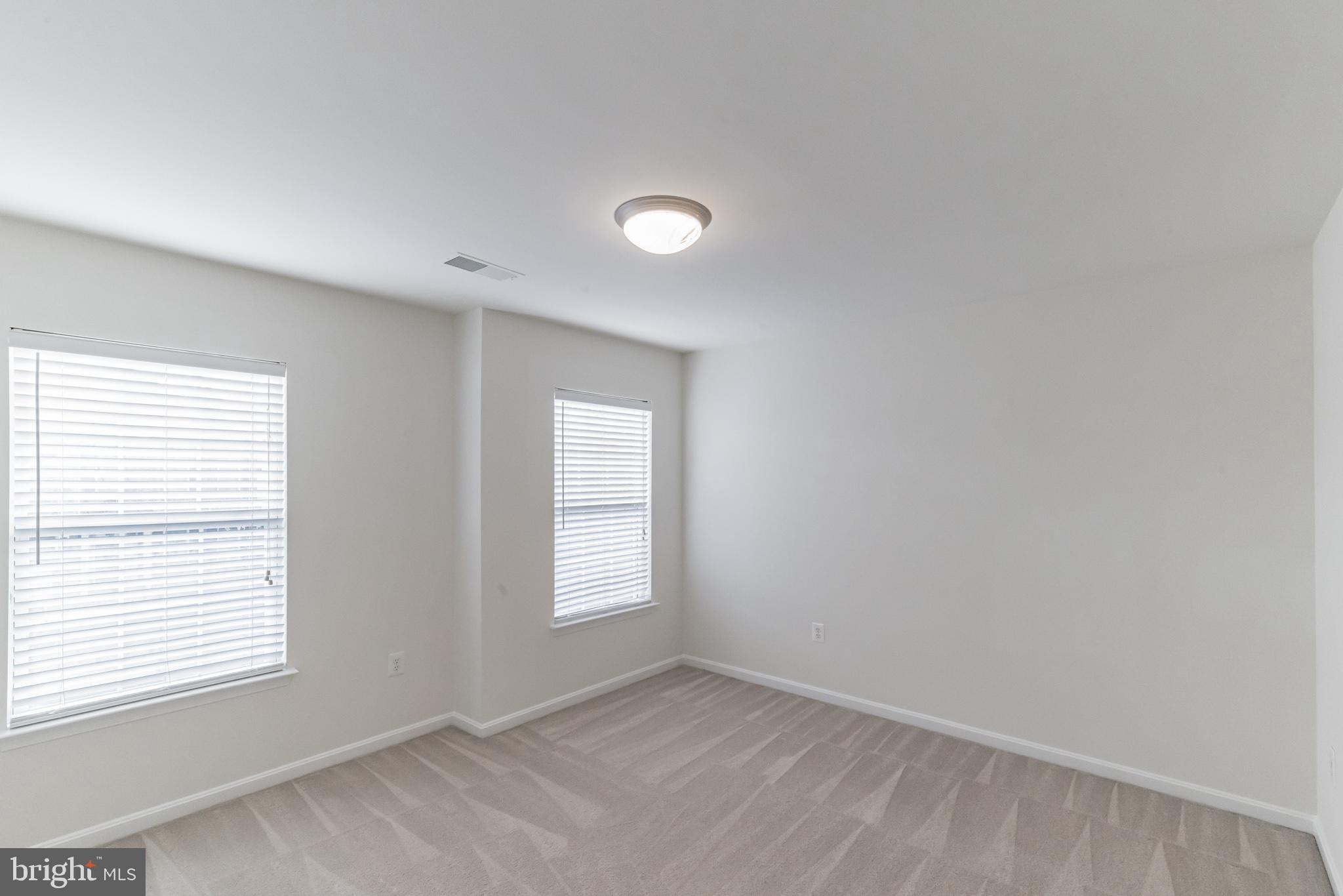 4172 Bell Ridge Court Chantilly, VA 20151 - Photo 21 of 35 Gallery Image 21