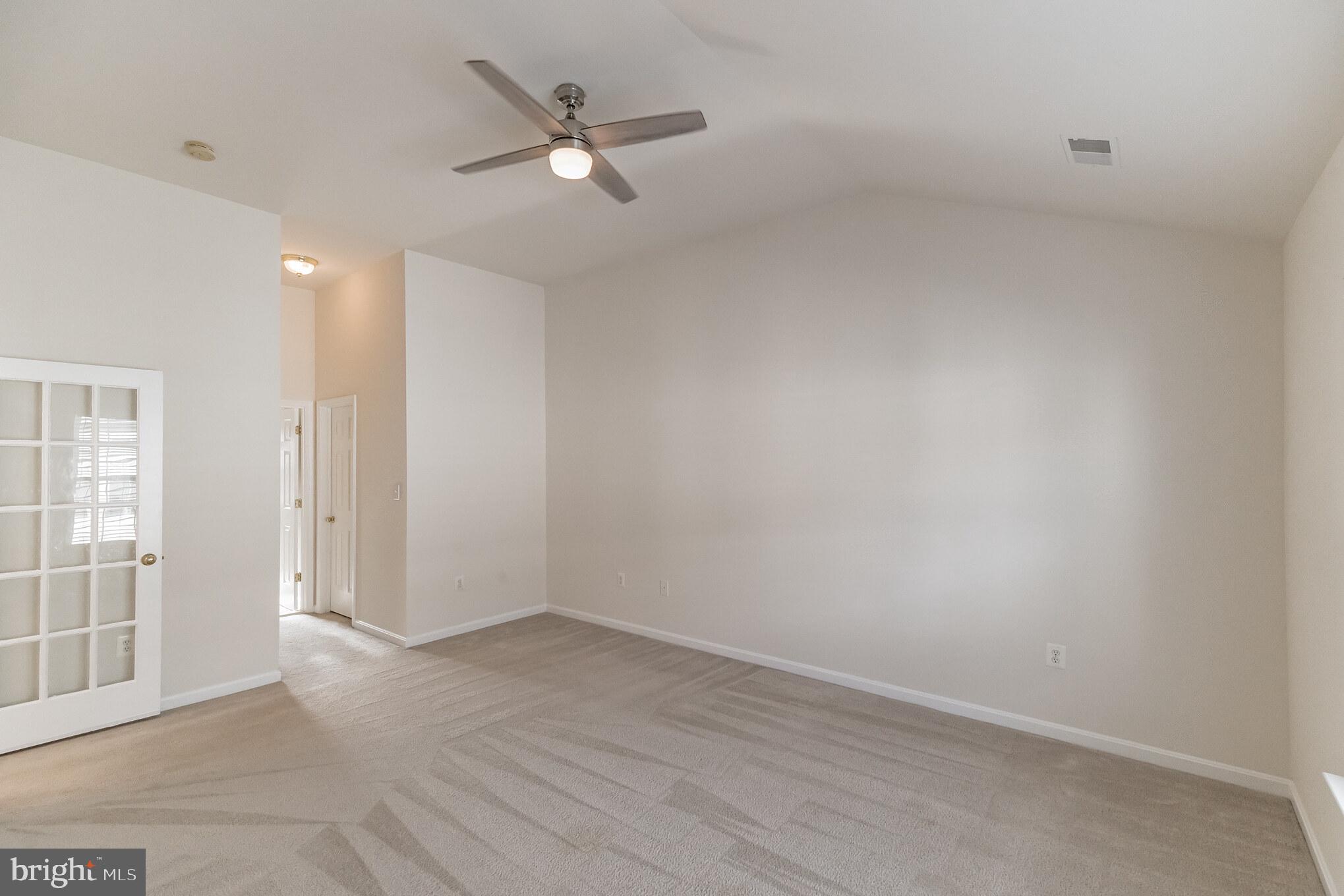4172 Bell Ridge Court Chantilly, VA 20151 - Photo 28 of 35 Gallery Image 28