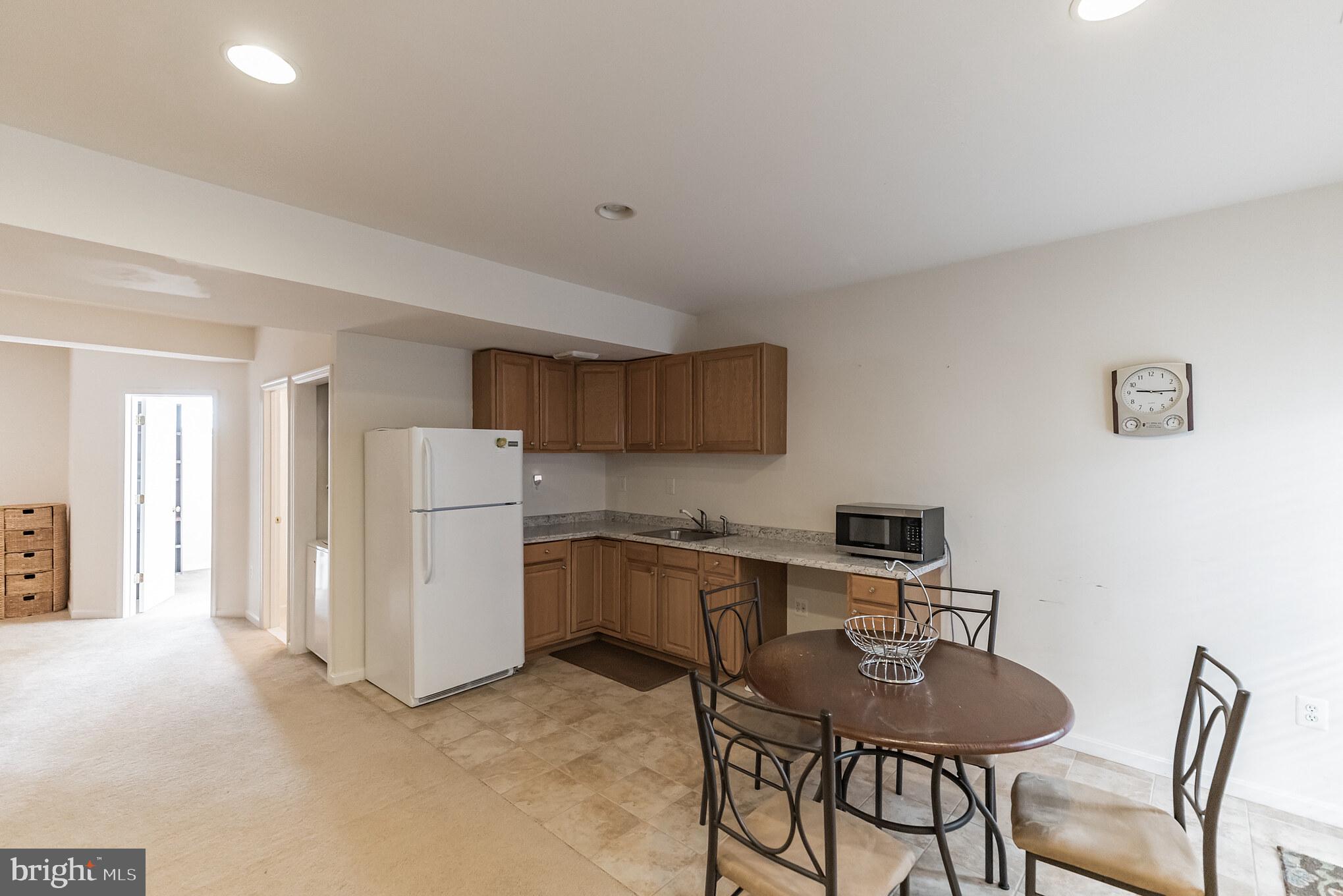 4172 Bell Ridge Court Chantilly, VA 20151 - Photo 32 of 35 Gallery Image 32