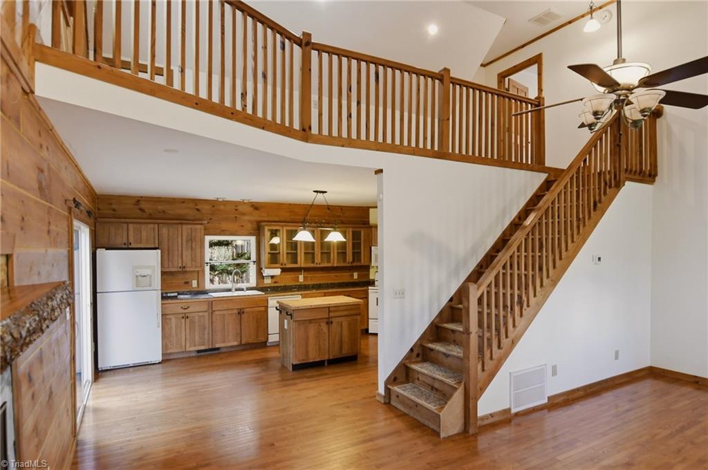 2455 Beroth Road Pfafftown, NC 27040 - Photo 11 of 38