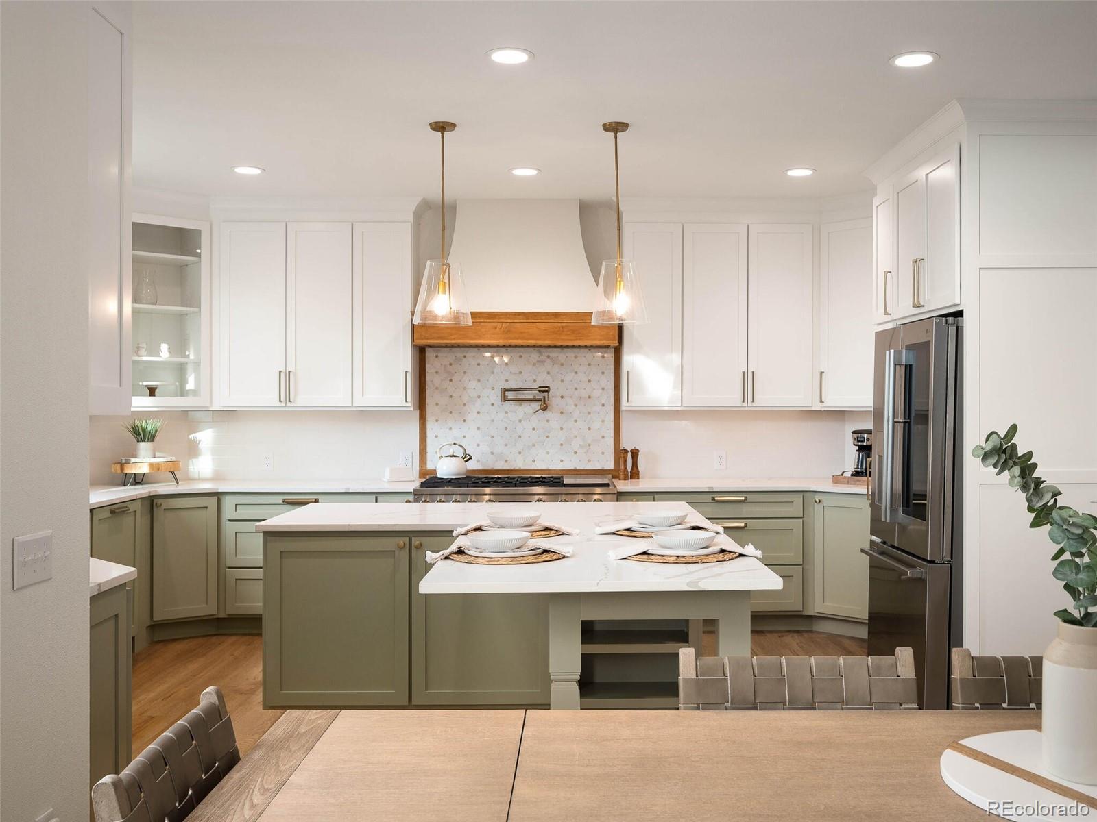 369 Shoreham Circle Castle Pines, CO 80108 - Photo 12 of 37