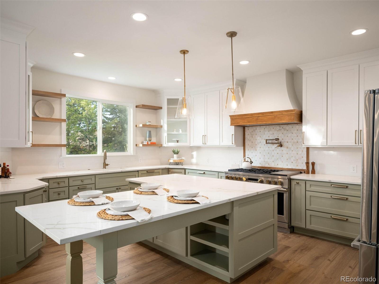 369 Shoreham Circle Castle Pines, CO 80108 - Photo 14 of 37