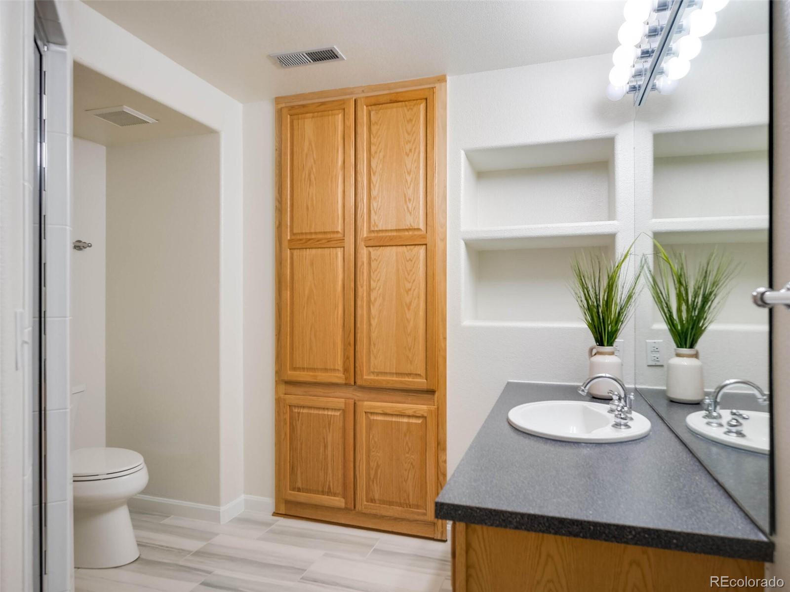 369 Shoreham Circle Castle Pines, CO 80108 - Photo 33 of 37