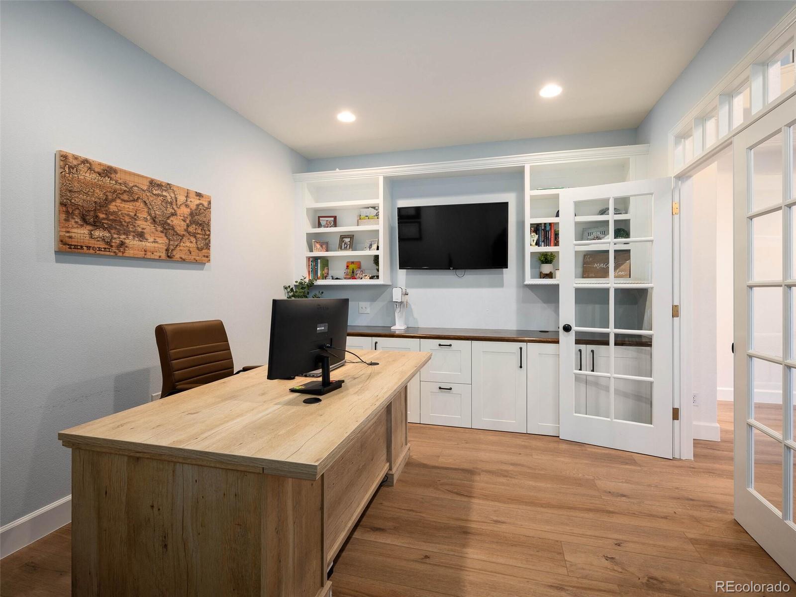 369 Shoreham Circle Castle Pines, CO 80108 - Photo 9 of 37