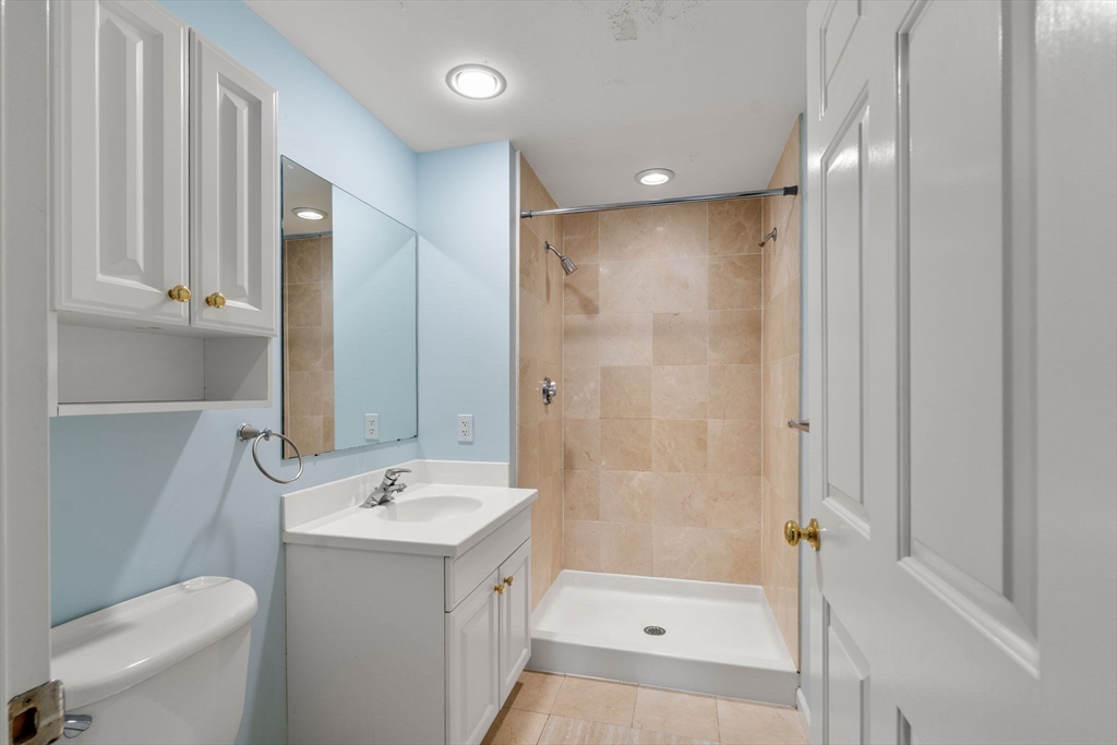 65 Chelsea Street, Unit 304 Boston, MA 02129 - Photo 18 of 22