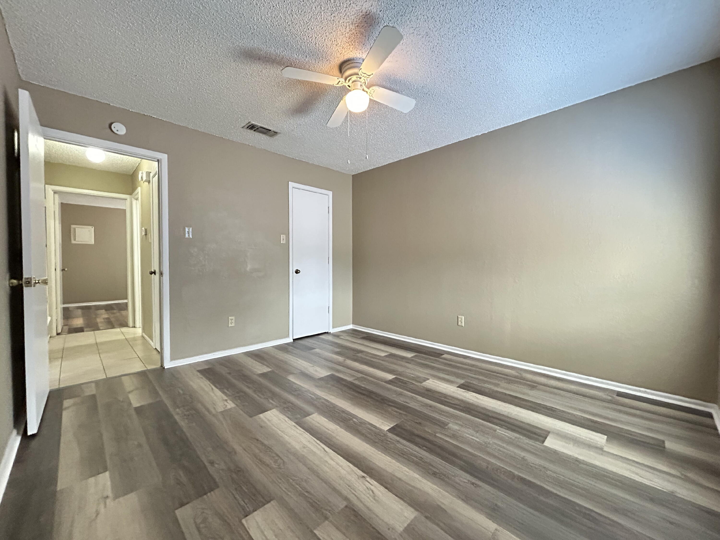 6101 37th Street, Unit B Lubbock, TX 79407 - Photo 7 of 11 IMG_1151