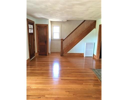 87 Hartford Terrace Springfield, MA 01118 - Photo 2 of 24