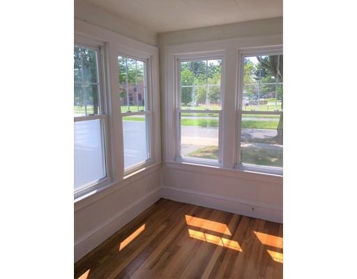 87 Hartford Terrace Springfield, MA 01118 - Photo 3 of 24