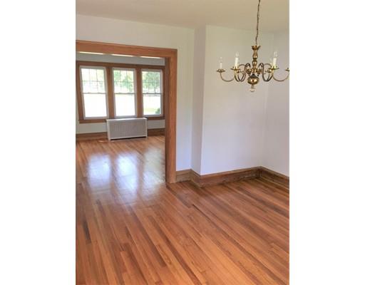 87 Hartford Terrace Springfield, MA 01118 - Photo 5 of 24