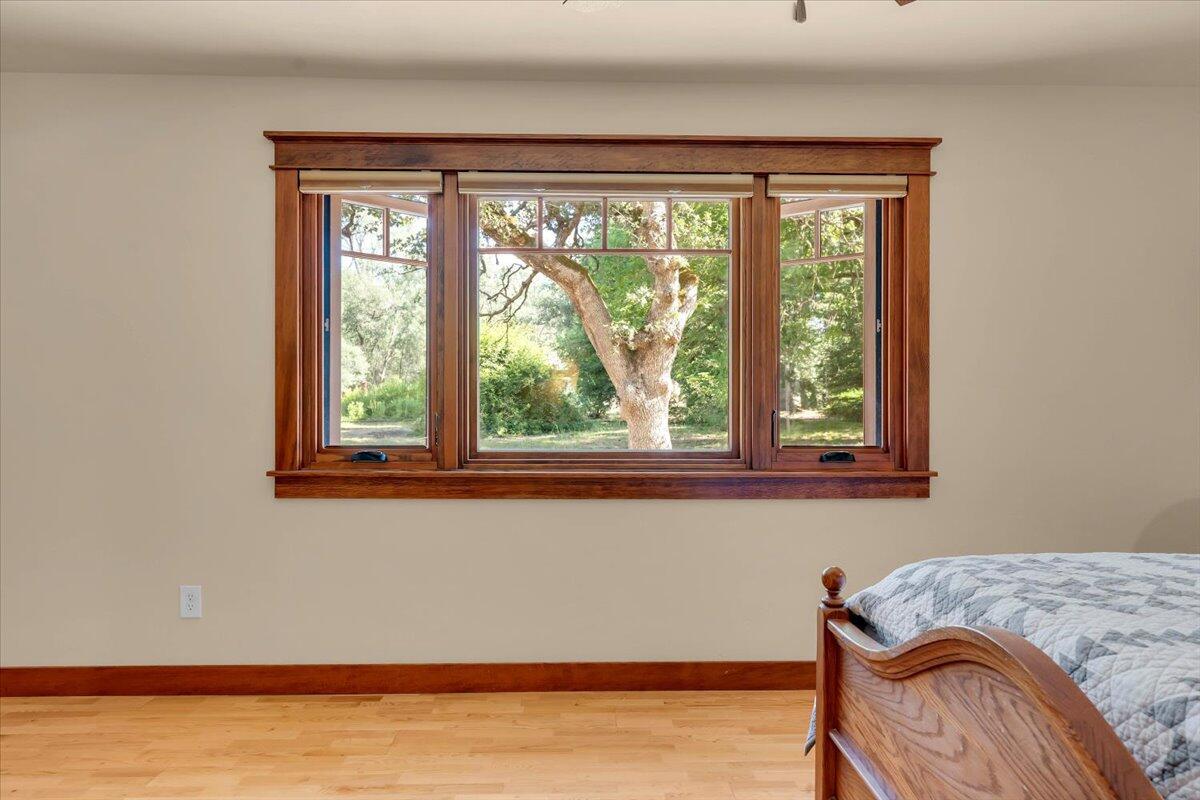 21880 Oak Meadow Road Palo Cedro, CA 96073 - Photo 25 of 79 Main bedroom
