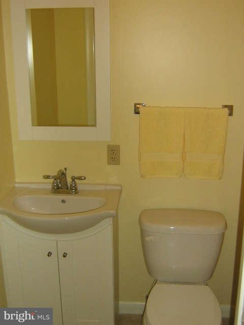4306 Ridge Road Baltimore, MD 21236 - Photo 14 of 24 Bath