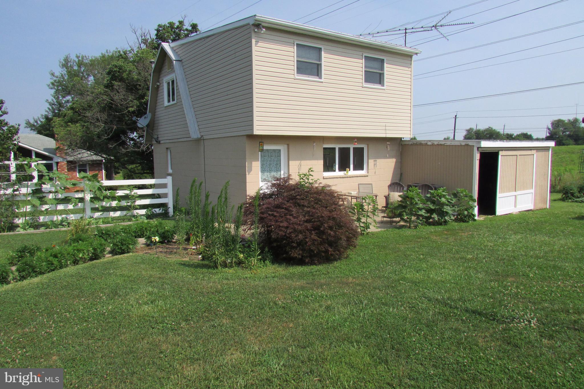 14800 Schaeffer Road Boyds, MD 20841 - Photo 6 of 27 2 Bedroom Pool house with full bath